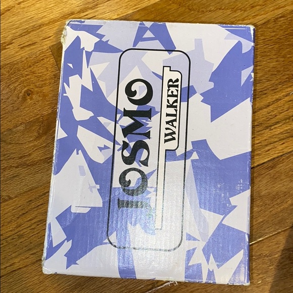 Kid Size 4.5 Black Patent Leather Walking Shoes - Picture 6 of 7